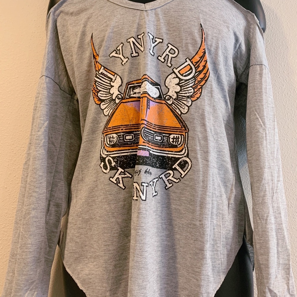 Graphic t-shirt